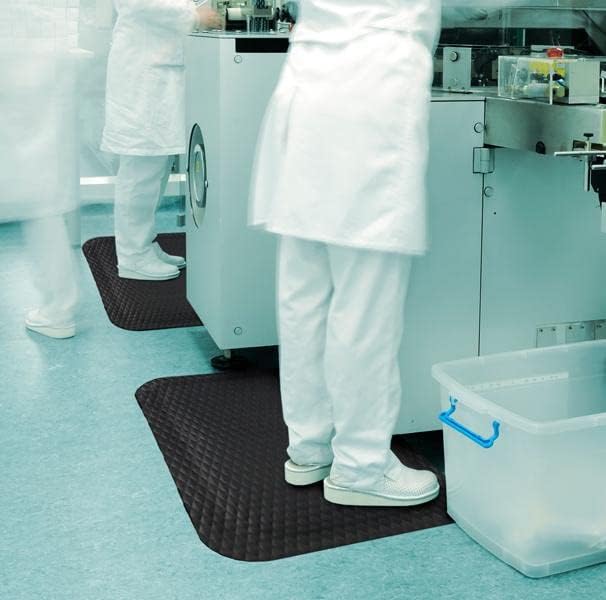 American Floor Mats Hog Heaven Premium 7/8" Black & Yellow Border 3' x 12' Nitrile Backed Anti-Fatigue Comfort Mat