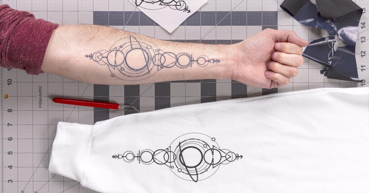 Siser Romeo Essential Bundle - 24" Professional Cutting Machine for Vinyl, Paper, and More – WiFi Compatible with Windows & Mac - Includes Leonardo Design Studio Software, Roll Holder Accessory