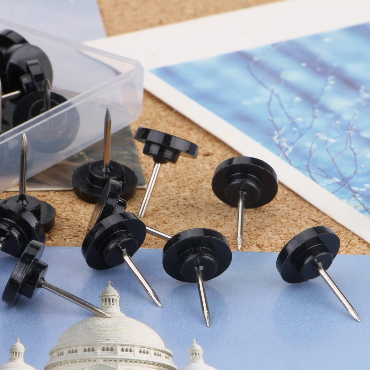 Push Pins 200-count Flat Black Thumb Tacks Steel Point and Plastic Head for Corkboard and Wooden Photo Wall