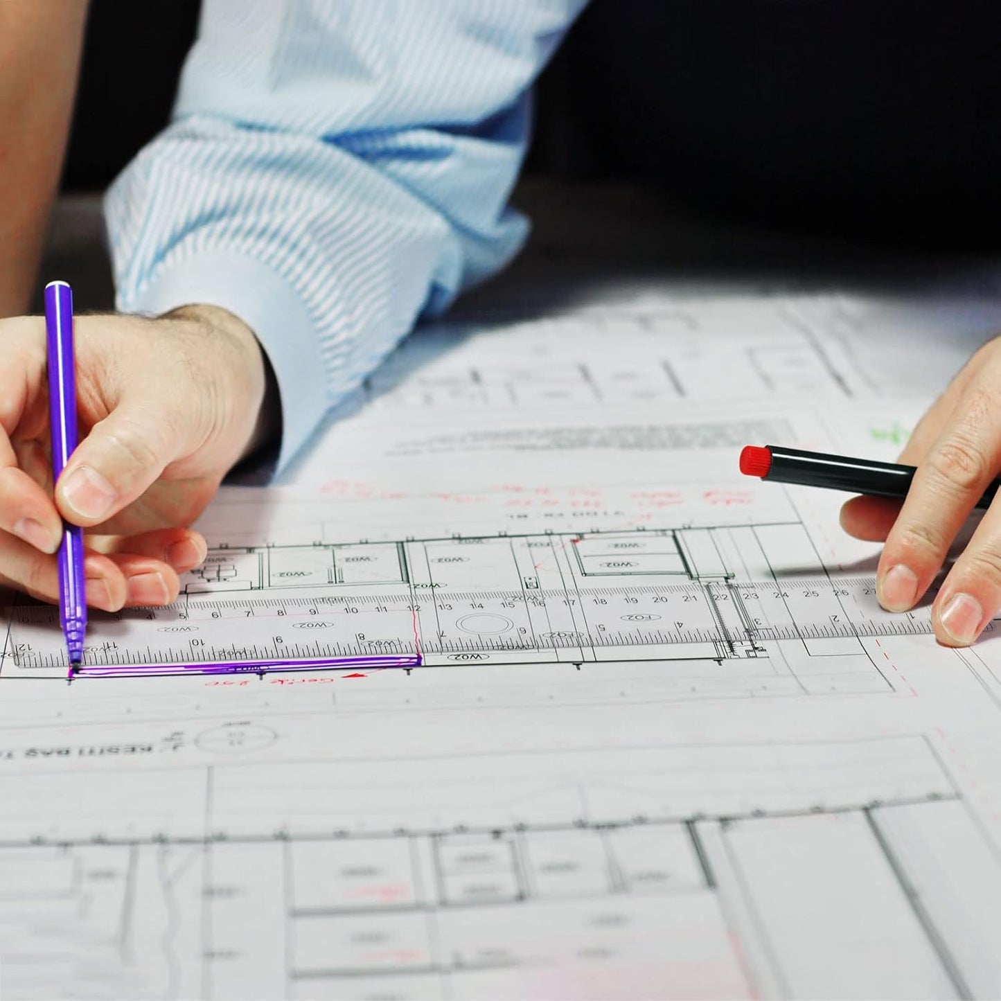 Zonon 200 Pieces 12 Inch Ruler Bulk Clear Plastic Flexible Straight Metric Rulers with Centimeters and Inches Drafting Measuring Tool for Classroom School Students Education