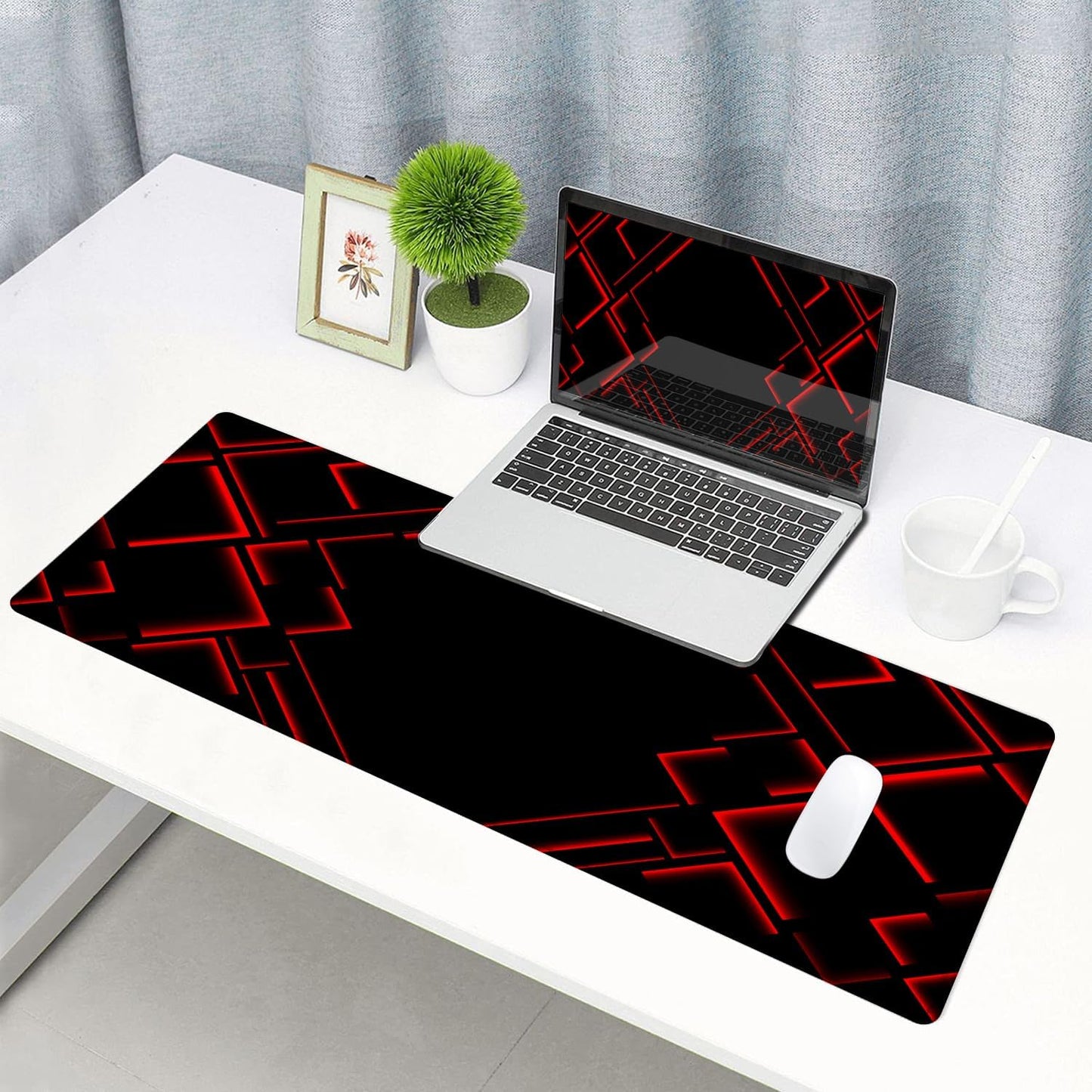 Large Mouse Pad Gaming, Black Extended Mousepad with Stitched Edges, Non-Slip Rubber Base Keyboard Mouse Mat Desk Pad for Work, Game, Office, Home, 31.5 x 11.8 in, Red Ray