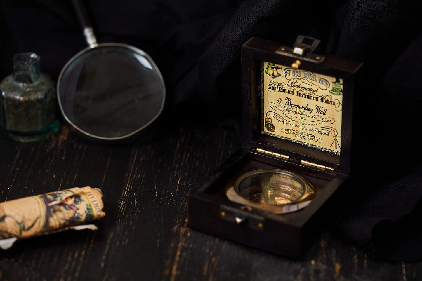 Handmade Antique Vintage Brass Compass | Exquisite Nautical Compass | Home Decor | Pocket Compass Gift for Every Occasion | Super7One