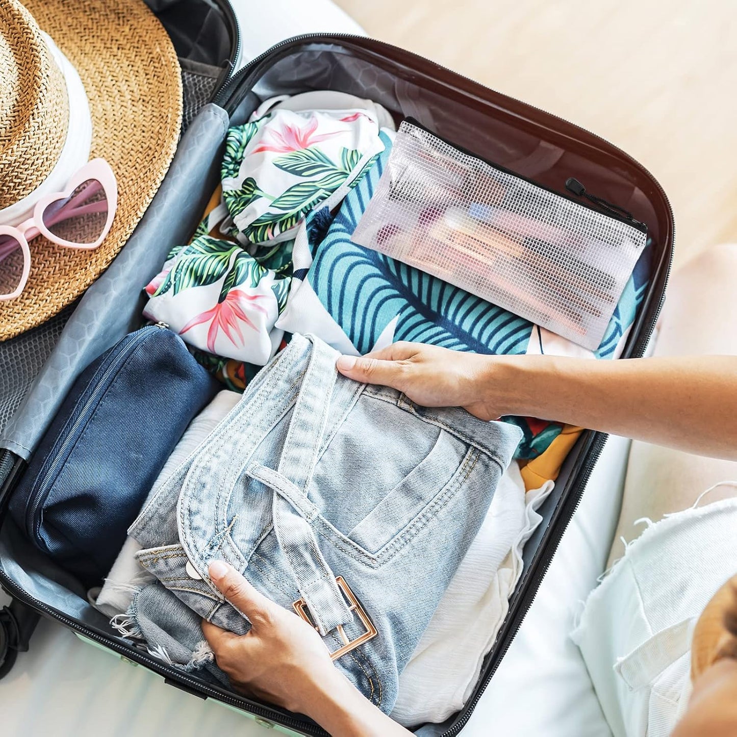 Zhehao 200 Pieces A6 Mesh Zipper Pouch Bulk Mesh Bags with Zipper Waterproof Small Pencil Pouches for School Office Supplies Organization 9.4 x 4.5 Inches(Black and White)