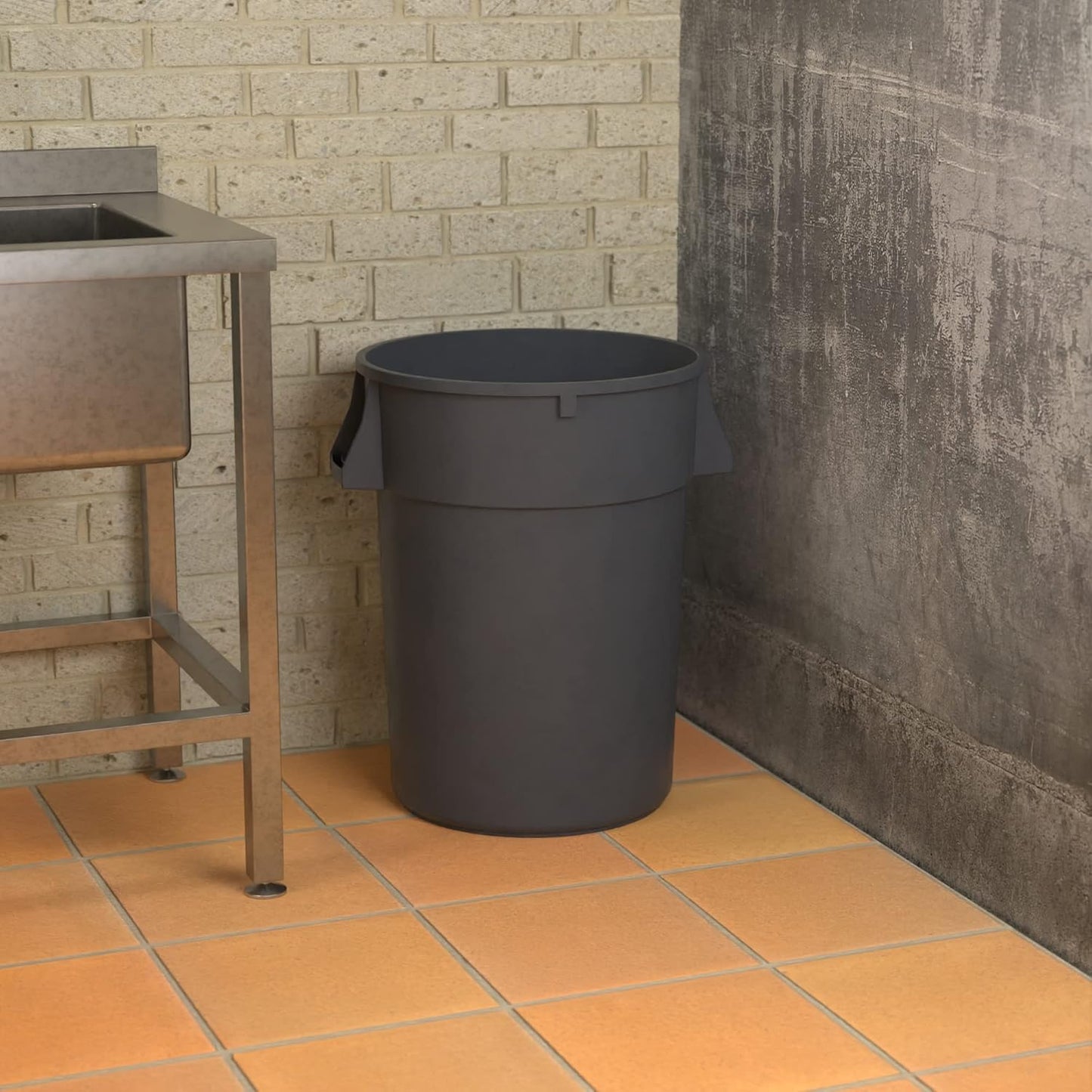 44 Gallon Gray Round Commercial Trash Can