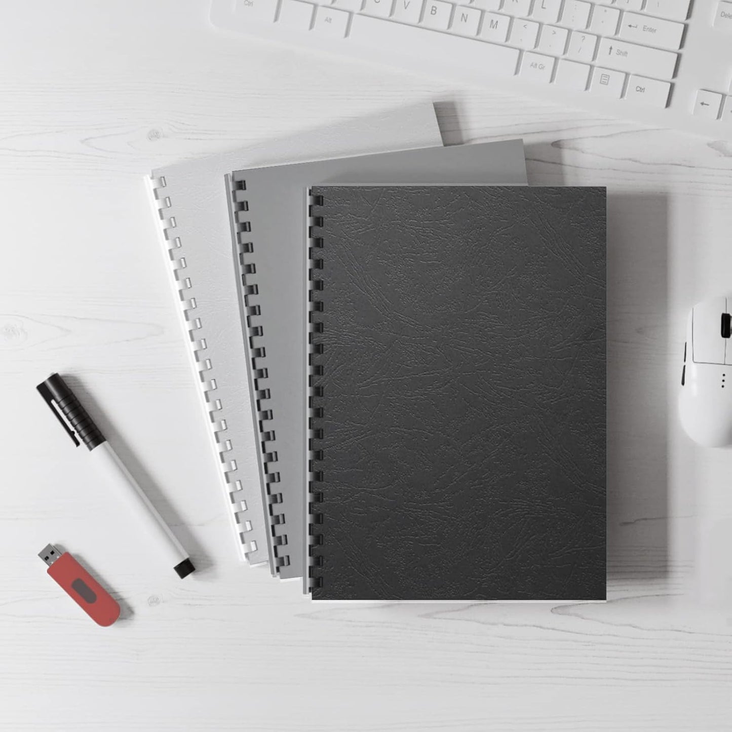 Binditek 100 Pack 16 Mil Leather-Textured Heavyduty Polycovers, Plastic Binding Presentation Covers, Letter Size, 8-1/2 x 11", Square Corners, Un-Punched, Black