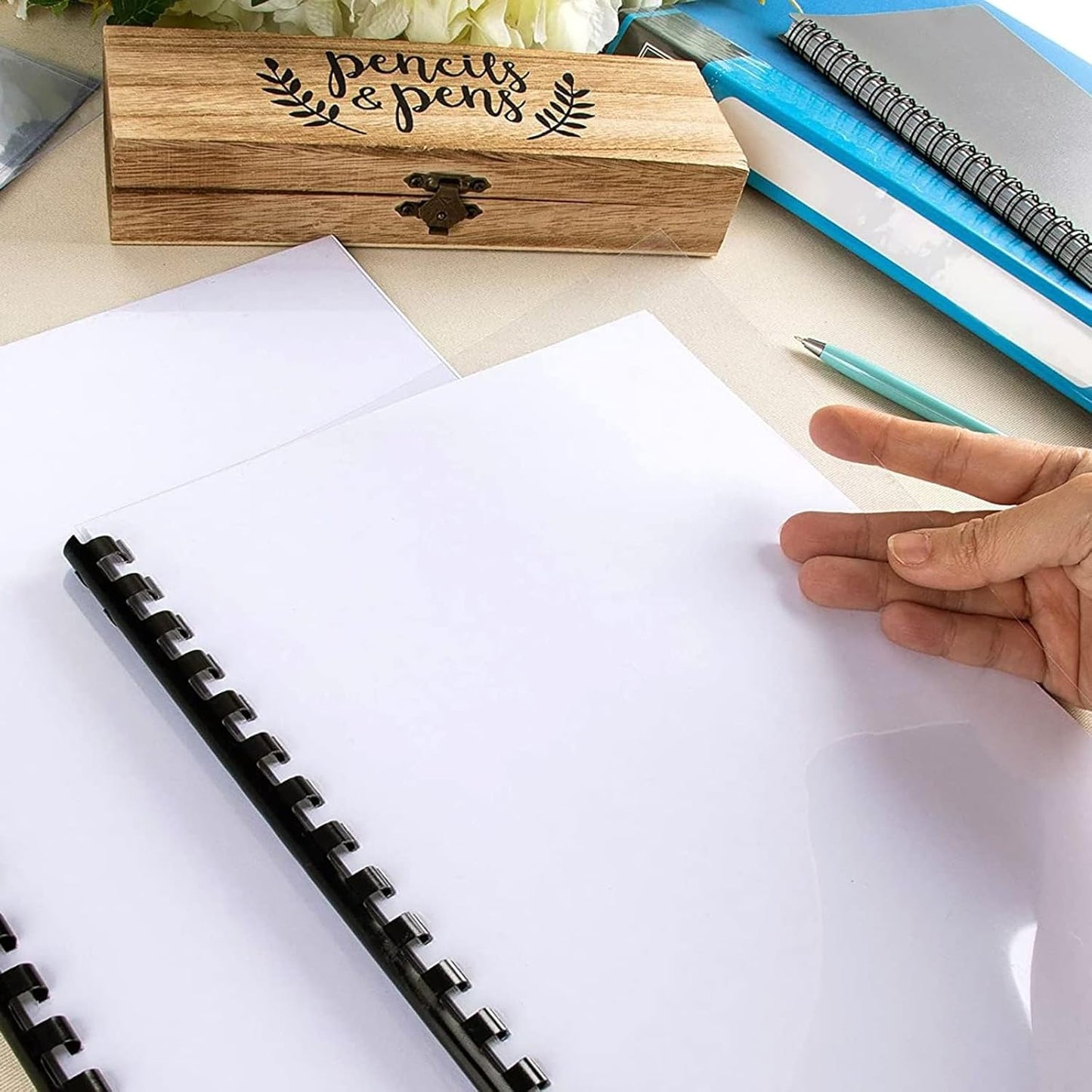 Juvale 100 Pack Clear Presentation Covers for Binding, Letter Size 10 Mil Plastic Sheets for Reports, Presentations, Awards, Books (8.5 x 11 in)