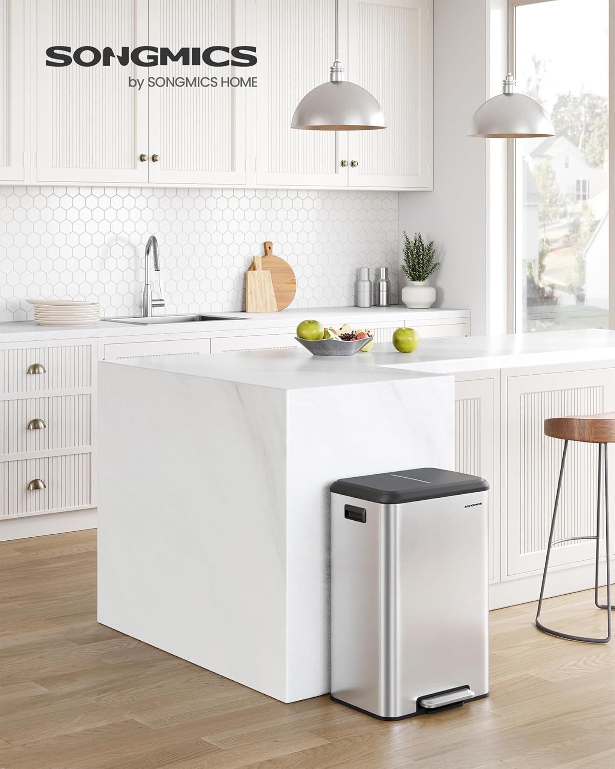 SONGMICS Kitchen Trash Can, 10.5-Gallon (40L) Garbage Can with Lid and Wide Foot Pedal, Soft Close and Stays Open, Silver ULTB541E40