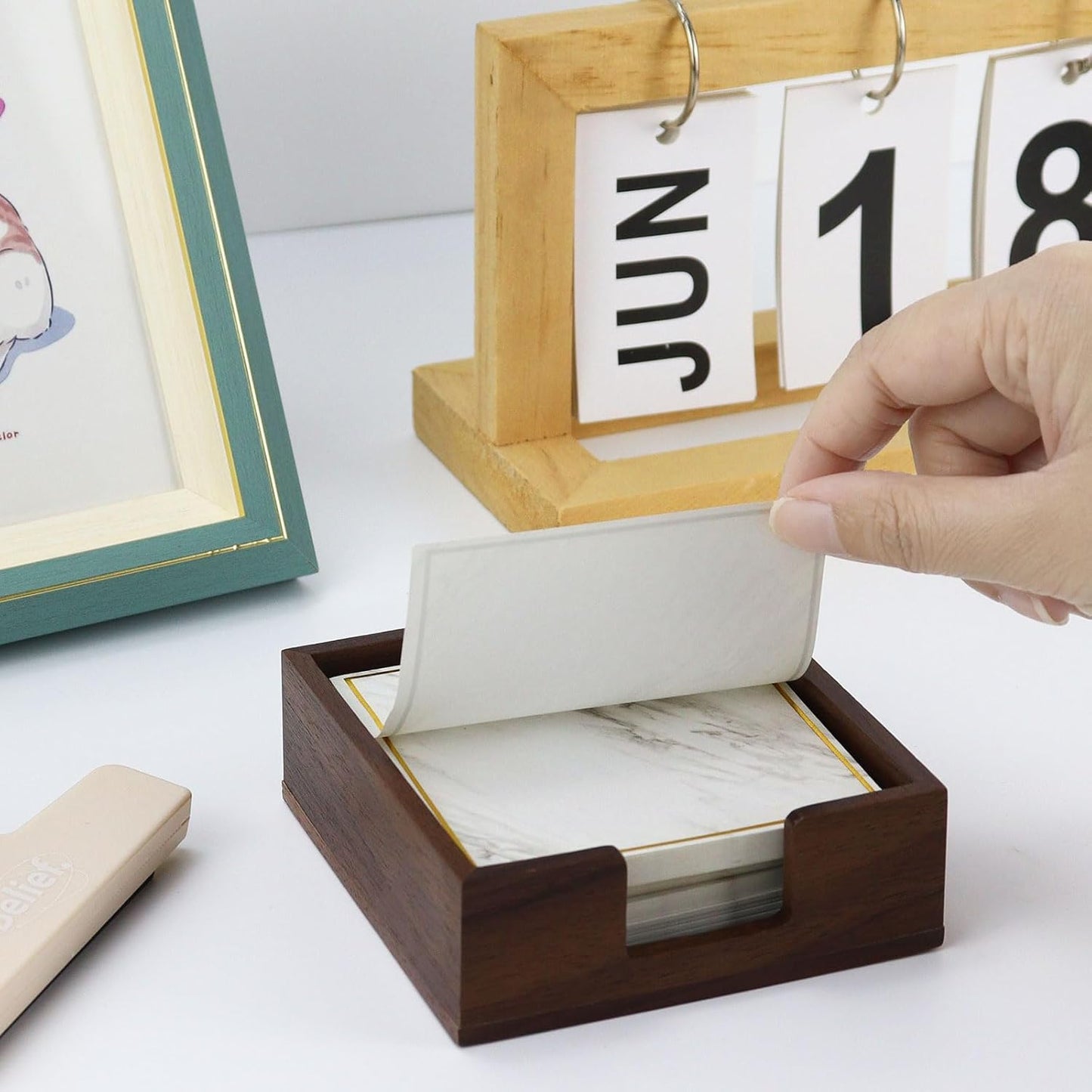 MultiBey Wooden Walnut Sticky Note Pad Holder for Desk, Memo Holder Paper Dispenser, Desktop Accessories Organizer for Office School Home