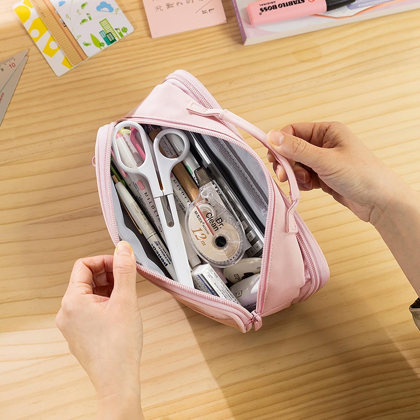 MAMUNU Pencil Case Large Capacity with 3 Compartments, Pencil Case Pouch Bag with Zipper Handle Portable Pen Stationery Organizer for Teen Girls Adults College School Office Travel, Pink