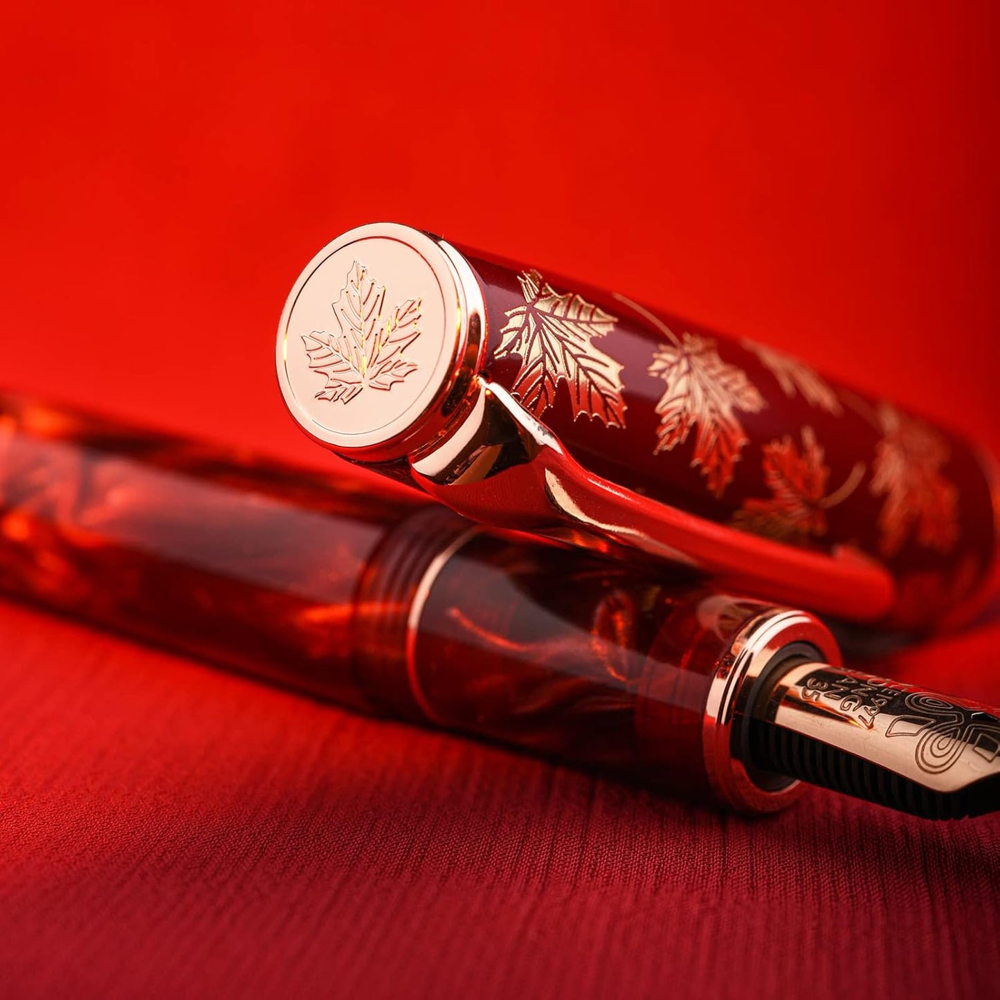 Hongdian N8 Red Acrylic Resin Fountain Pen, Iridium Medium Nib Rose Gold Trim Maple Leaf Carving Cap, Smooth Writing Pen with Converter and Metal Pen Box Set