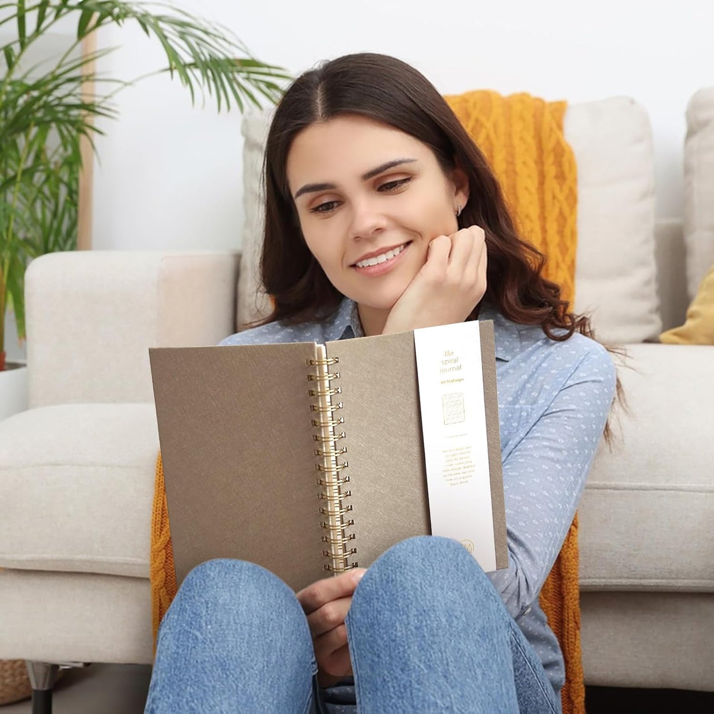 Spiral Journal Notebook with 160 Lined Pages – Hardcover Writing Journal with Gold Twin-Wire Binding, A5 College Ruled Notebooks for Work, School, Travel, Diary, Gift for Women & Men Off White