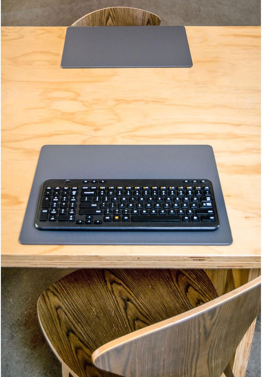 Dacasso 17" x 14" Gray Leatherette Luxury Conference Table Pad - Desk Blotter for Writing - Boardroom Organization & Executive Desk Decor