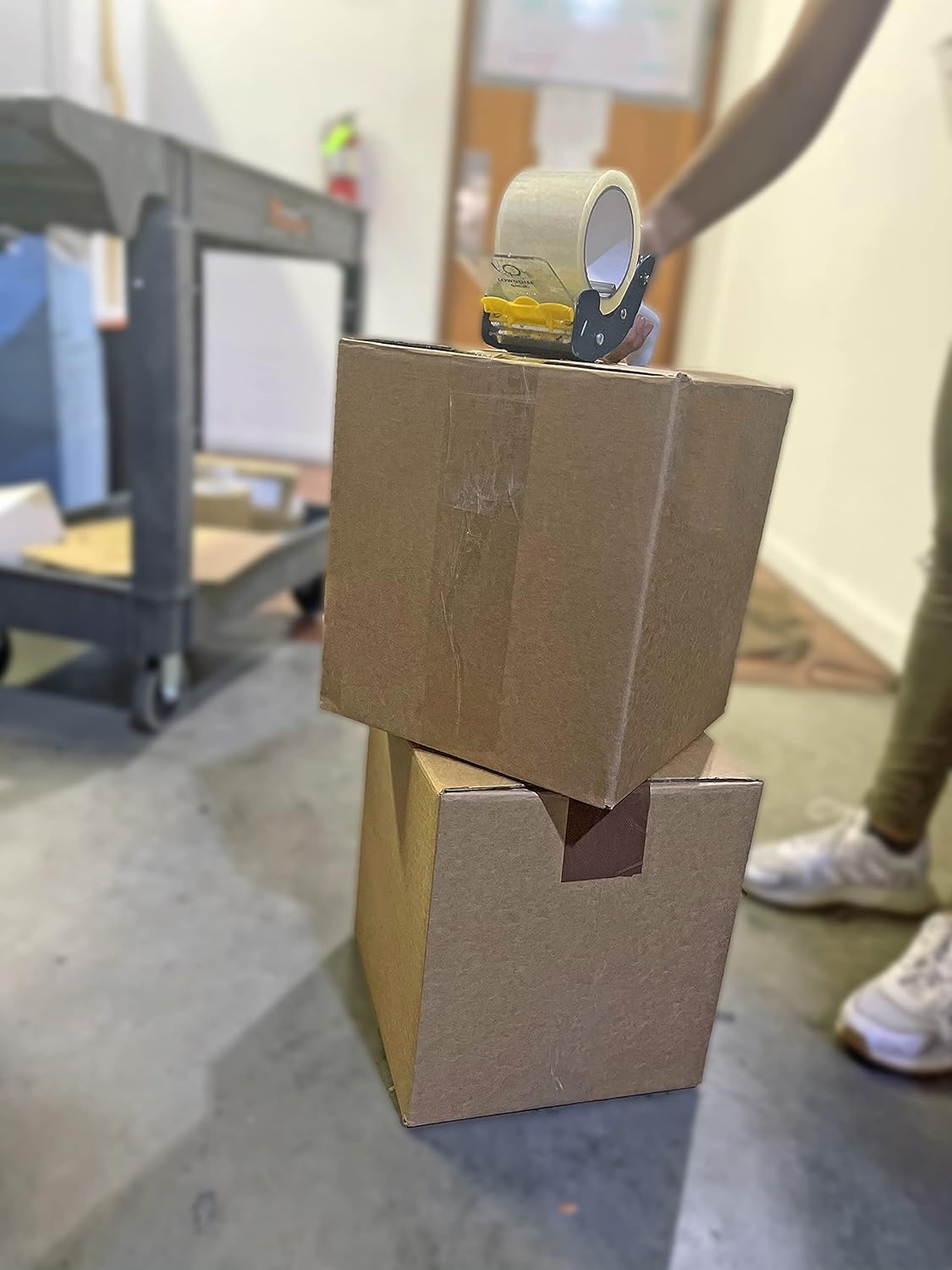 WOD SNC-389 3" Mousetrap Low Noise Carton Sealing Packaging Tape Silent Gun Dispenser with Safety Blade Cover - Ideal for Noise Sensitive Environments: Fits Up to 3 in. Wide (Holds 3 in. Core)