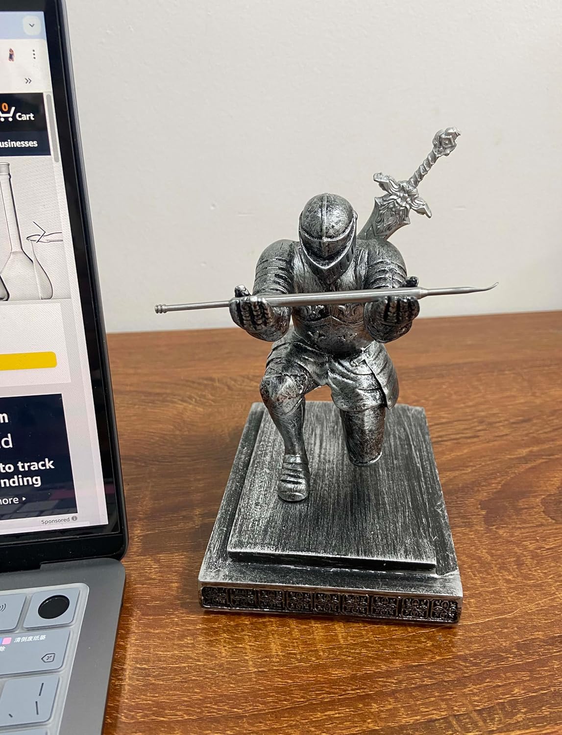 Magnetic Knight Pen Holder Knight Statue Pen Holder for Desk Organizers Resin Pencil Holder as Gift with Sword Letter Opener for Office Home Desk