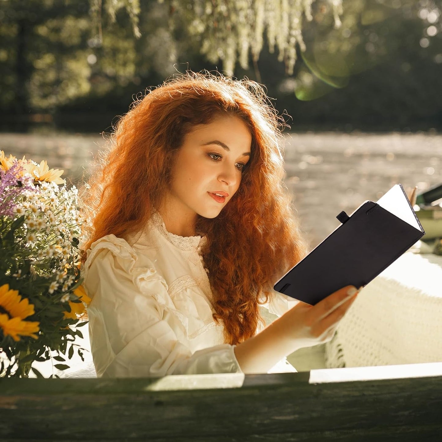 Lined Journal Notebook for Women Cute Leather Journals for Writing Aesthetic Floral Diary 192 Pages A5 Hardcover Journaling Notebooks with Pen Loop, 5.7 x 8.3 In, Black