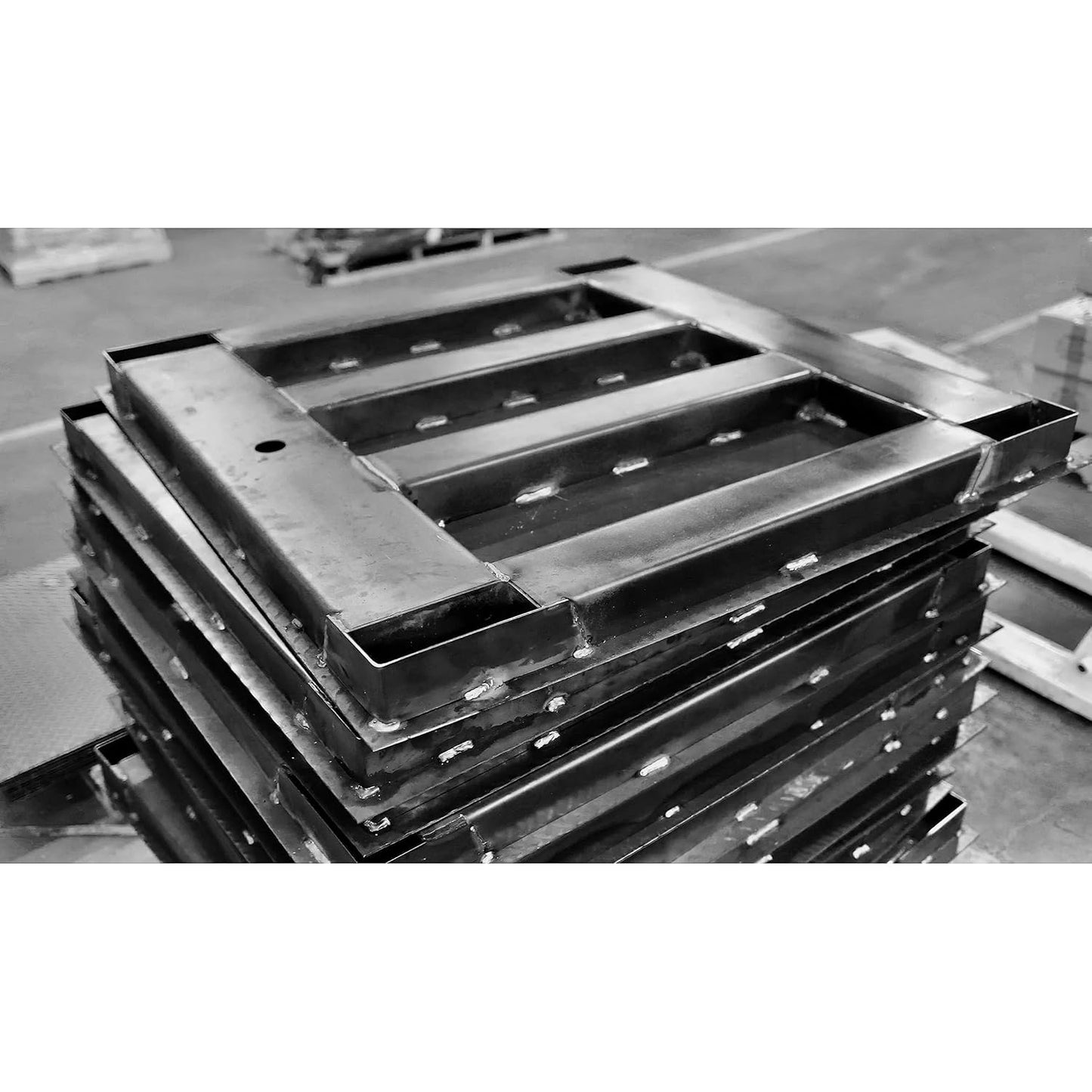 Liberty LS-800-3x3 NTEP Certified (Legal for Trade) Heavy Duty Industrial Floor Scale | 36" x 36" | Capacity of 5000 lbs x 1 lb Black